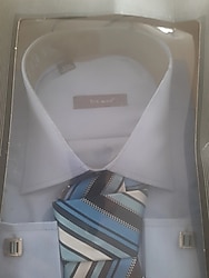 gomlek yeni kiravatli kol dugmeli L beden