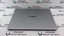 CASPER NİRVANA C500 (LCD COVER+MENTEŞE) GRİ RENK ÇIKMA (ÇİZİKLER MEVCUT)