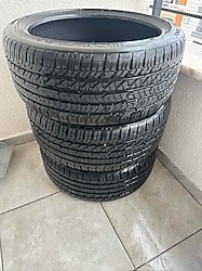 225/40/18 goodyear marka 2021 tarihli 3 adet lastik yazlık