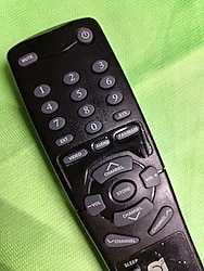 111 SKYMASTER UYDU KUMANDA 375 TL.111