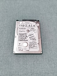 Hitachi 320GB 2.5 inç Laptop Harddisk Sağlık 100