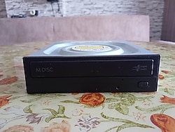 Hitachi M-Disc DVD-ROM (GH24NSD0)