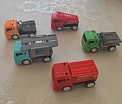 5 parça oyuncak kamyon seti