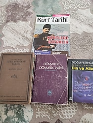 Çeşitli antika tarzı kitaplar