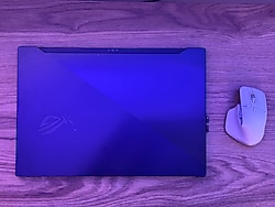Asus rog Zephyrus S17 GX701LV