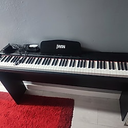 Yeni gibi jwin 7 oktav piano
