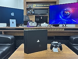 PlayStation 4 Pro Tek Kol Oyun Konsolu (İKİNCİ EL)