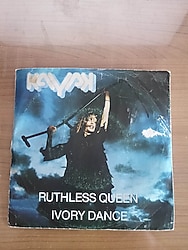 Ruthless Queen Ivory Dance Vertigo Plak