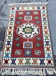 El dokuması %100 yün Milas halısı