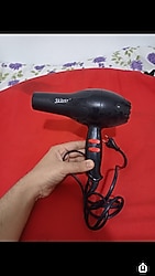 Saç kurutma makinesi