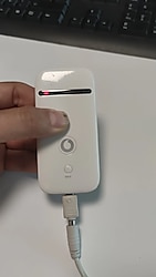 Ürün de IMEI kapanmış ister parça isterseniz yaptır kullan bataryası yok ışıkları yanıyor ama  VODAFONE WİFİ RZ06-Z = Cİ