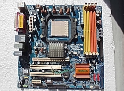 Asrock AliveNf4g-DVI DDR2 Anakart  