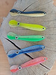 Silikon yapay yem 10 adet fiyatıdır.Suda Aksiyon verir.5 renk (SIFIR)