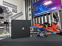 PlayStation 4 Pro 1TB Tek Kol + Mortal Kombat XL Oyun CD’si (İKİNCİ EL)