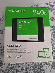 240 GB western digital kutusunda