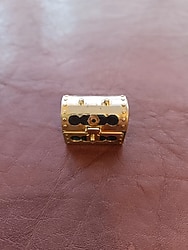 Metal giydirme minyatür sandık