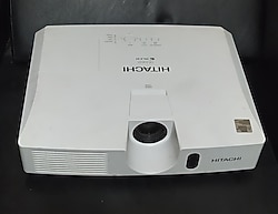 HİTACHİ CP-X4020 4000 ansulmen projeksiyon cihazı