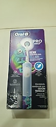 Oral-B PRO Kids3+ renk degiştiren fırça