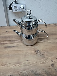 Karaca Belinay Çelik Saplı Midi Boy Çaydanlık