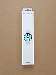 Samsung watch 6 akıllı saat. 44 mm gümüş renk. sıfır