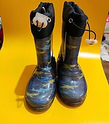 Defacto çocuk çizme ürün kullanılmadı