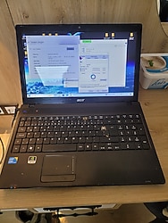 Acer intel i3 4 çekirdek işlemci 3 Gb. Ram 320 Gb.ssd harddisk HDMİ ekran bağlantısı kamera kart okuyucu pil iyi 3 saat