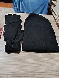 Parmaksız eldiven ve şapka sıfır