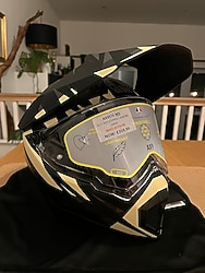 AGV AX9 Carbon Motosiklet Kaskı