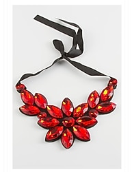 Çok şık kırmızı parlak taşlı yaka kolye