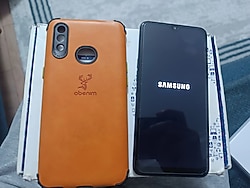 Samsung A10 s çok temiz stabil çalışan herşeyi orjinal telefon
