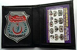 SIZE ÖZEL.SAĞLIK BAKANLIĞI ROZETLİ CÜZDANI SATINAL.SADECE SAĞLIK BAKANLIĞI KURUM ADRESINE GÖNDERİLİR.SİVİLE SATILMAZ.