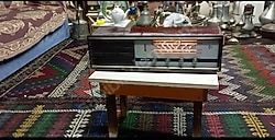 antika ahşap salon radio