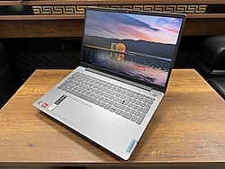 Lenovo IdeaPad 3 15ALC6 AMD Ryzen 7 5700U 8GB RAM 512GB SSD W10 15.6” FHD 82KU01YHTX (İKİNCİ EL)