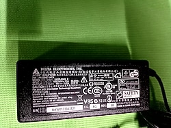 208 19V 3.42A AC DC ORJİNAL DELTA TOSHİBA ASUS EXPER CASPER LG HP ADAPTÖR 700 TL.208