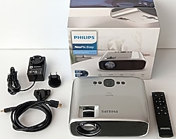 PHILIPS NEOPIX EASY LED PROJEKSİYON,SIFIR GİBİ,KUTULU FUL İÇERİK
