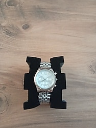 Bayan kol saati sıfır