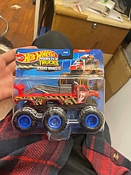 Monster trucks bir rigs HOT WHEELS