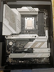 Asus z790 rog strix d4+14700kf+16 gb ddr4 üçü bir arada satılıktır