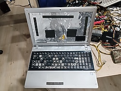 SAMSUNG RV511 KOMPLE KASA