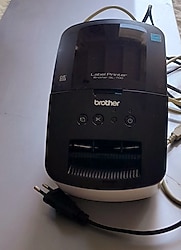 Etiket basma makinasi