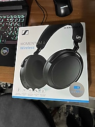 Sennheiser momentum 4