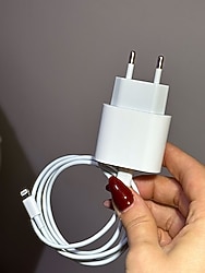 iPhone şarj aleti