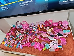 çeşitli oyuncaklar rengarenk