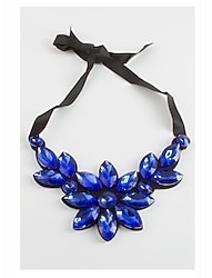 Çok şık Lacivert parlak taşlı yaka kolye