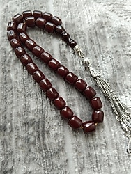 Koyu vişne renk sıkma Kehribar