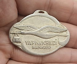 YAPI KREDİ BANKASI GÜMÜŞ ANAHTARLIK