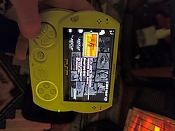 Nintendo psp yeni gibi