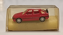 Ford Escort MKV Ghia Kırmızı 1:87 Busch +Alternatif Kutusunda