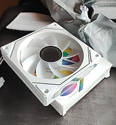 Prism IV Pro Sonsuzluk Kasa Fanı