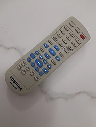 TOSHİBA SE-R0268 MODEL DVD UZAKTAN KUMANDASI.Hangi Marka model uyumlu bilmiyorum..